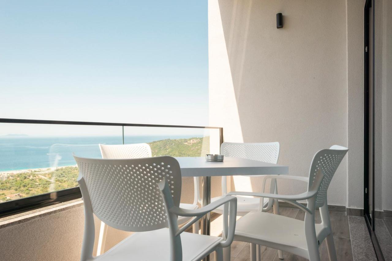 Wait 'N Sea Hotel Himare Exterior foto