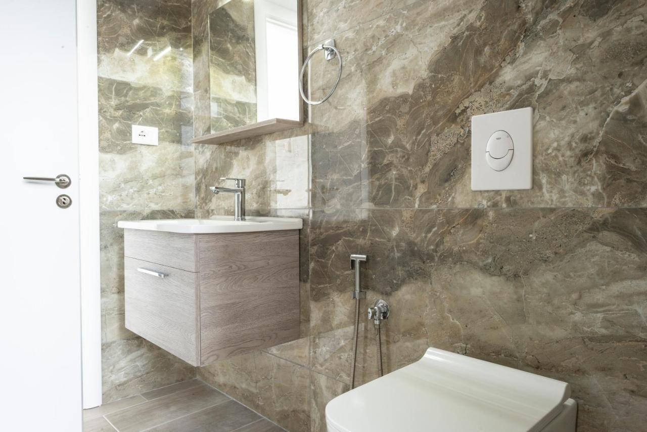 Wait 'N Sea Hotel Himare Exterior foto
