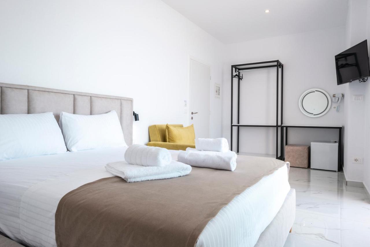 Wait 'N Sea Hotel Himare Exterior foto