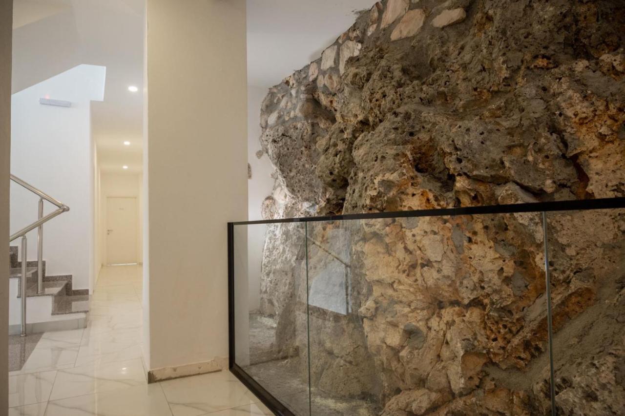 Wait 'N Sea Hotel Himare Exterior foto