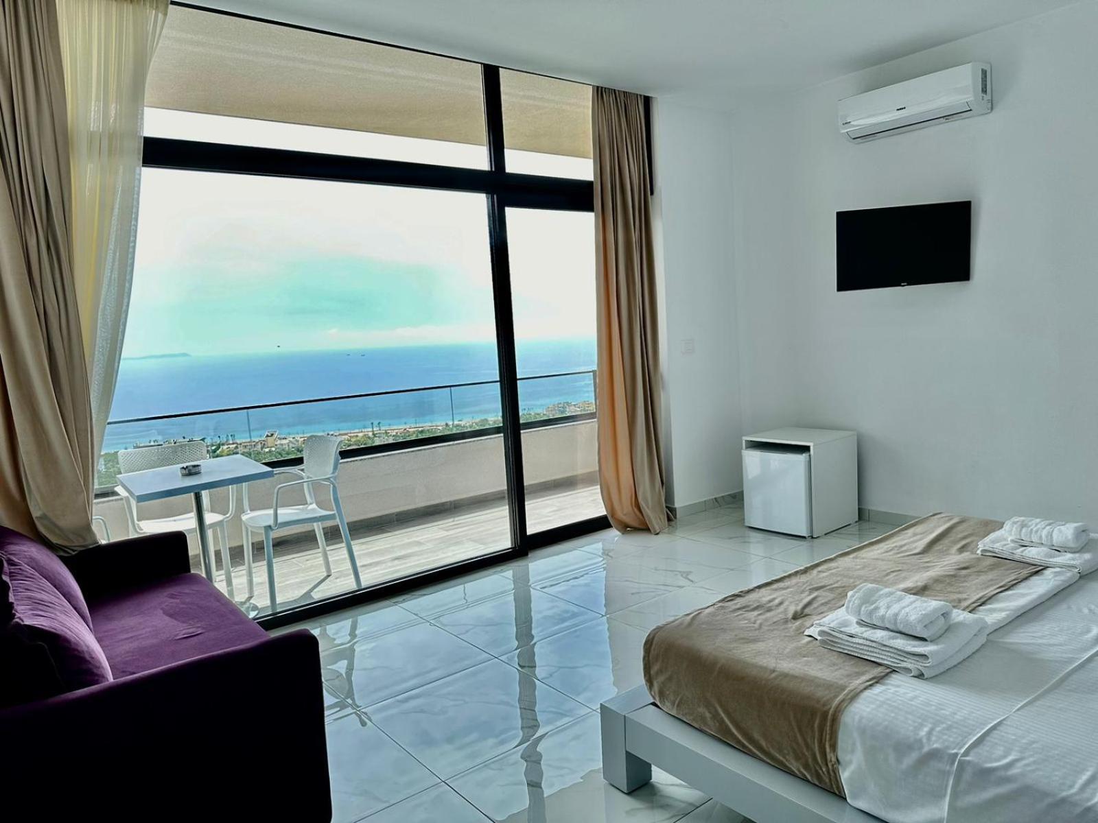 Wait 'N Sea Hotel Himare Exterior foto
