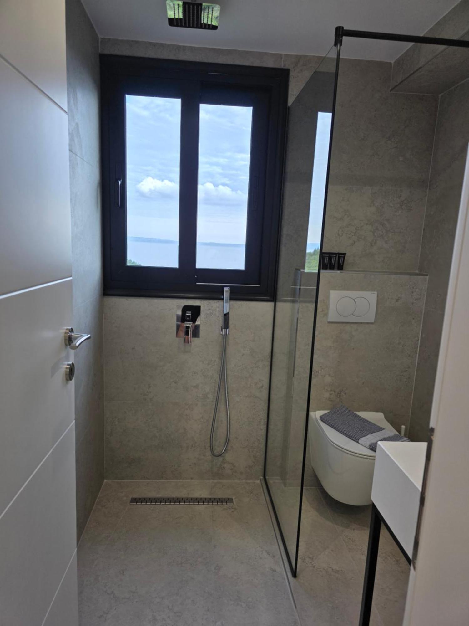 Wait 'N Sea Hotel Himare Exterior foto